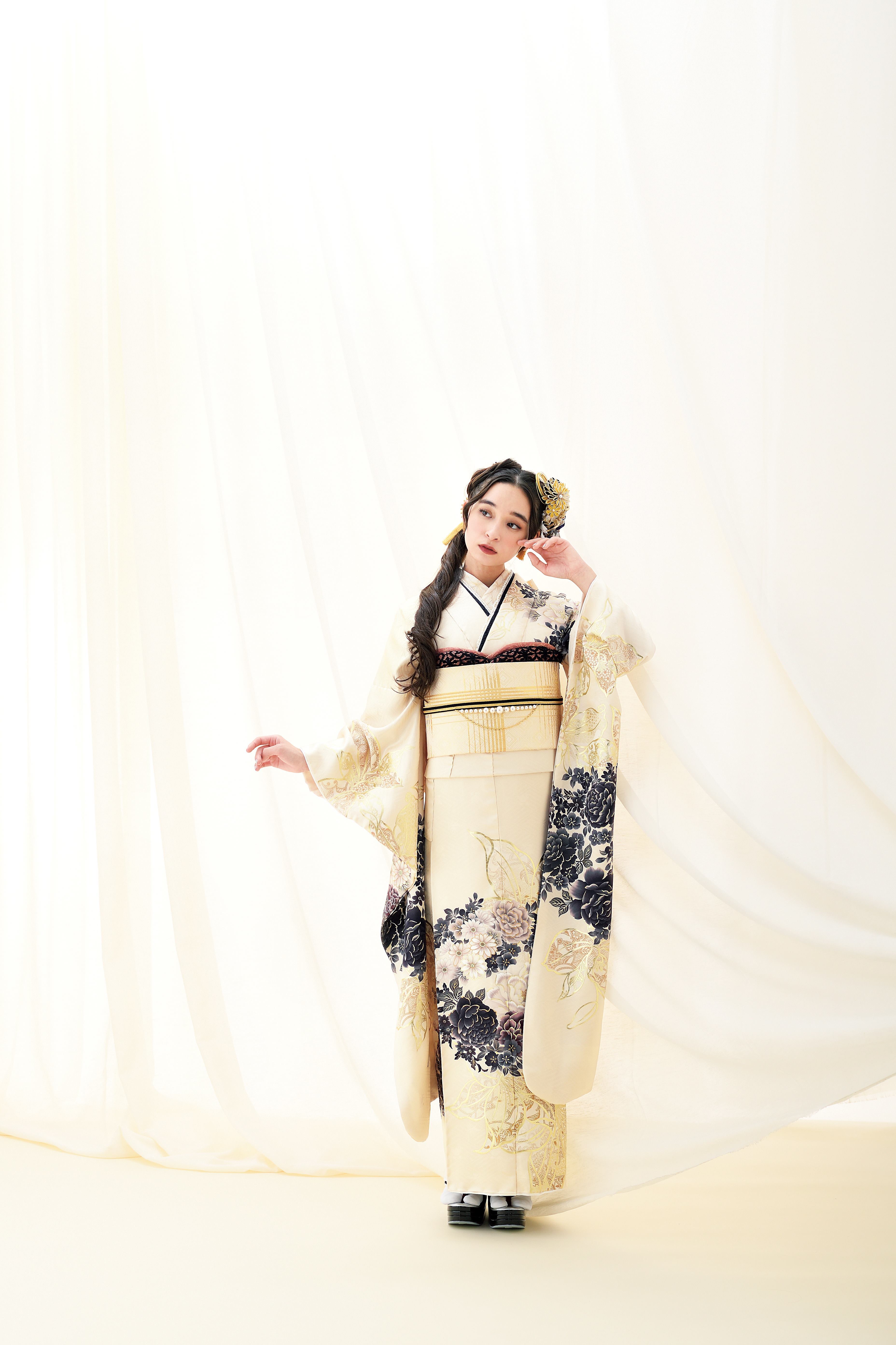 京乃きものやなぎはら 新作振袖
